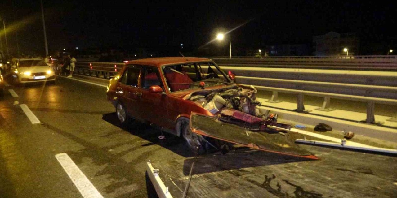 Antalya’da Aynı Yerde İki Ayrı Kaza 2 Kişinin Yaralanmasına, Trafiğin De 2 Saat Kapanmasına Neden Oldu