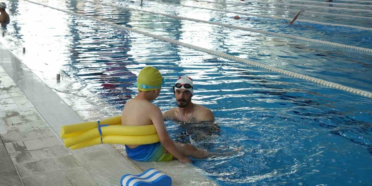 ’yüzme Bilmeyen Kalmasın’ Projesi İle Niğde’de Binlerce Çocuk Yüzme Öğrendi