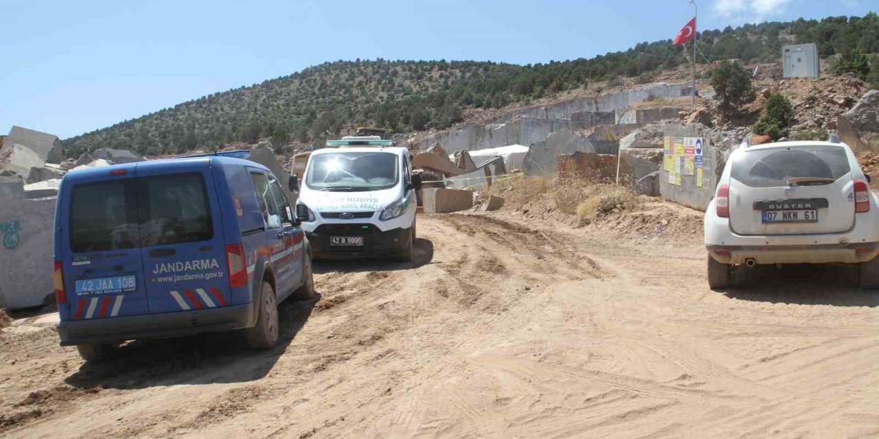 Mermer Bloğunun Altında Kalan Mühendis Hayatını Kaybetti