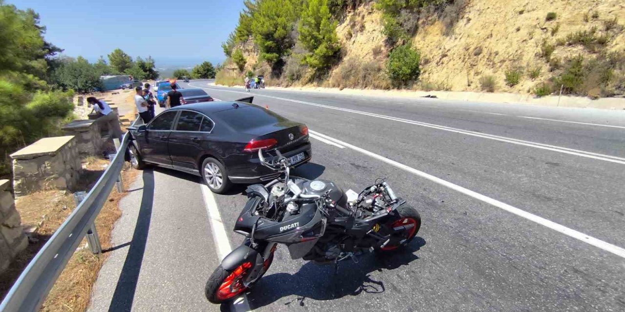 Manavgat’ta 4 Araçlı Zincirleme Kaza: 1 Yaralı