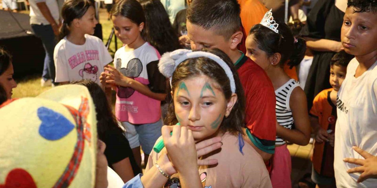 Sahne Kepez Ulus Mahallesi’ne Renk Kattı