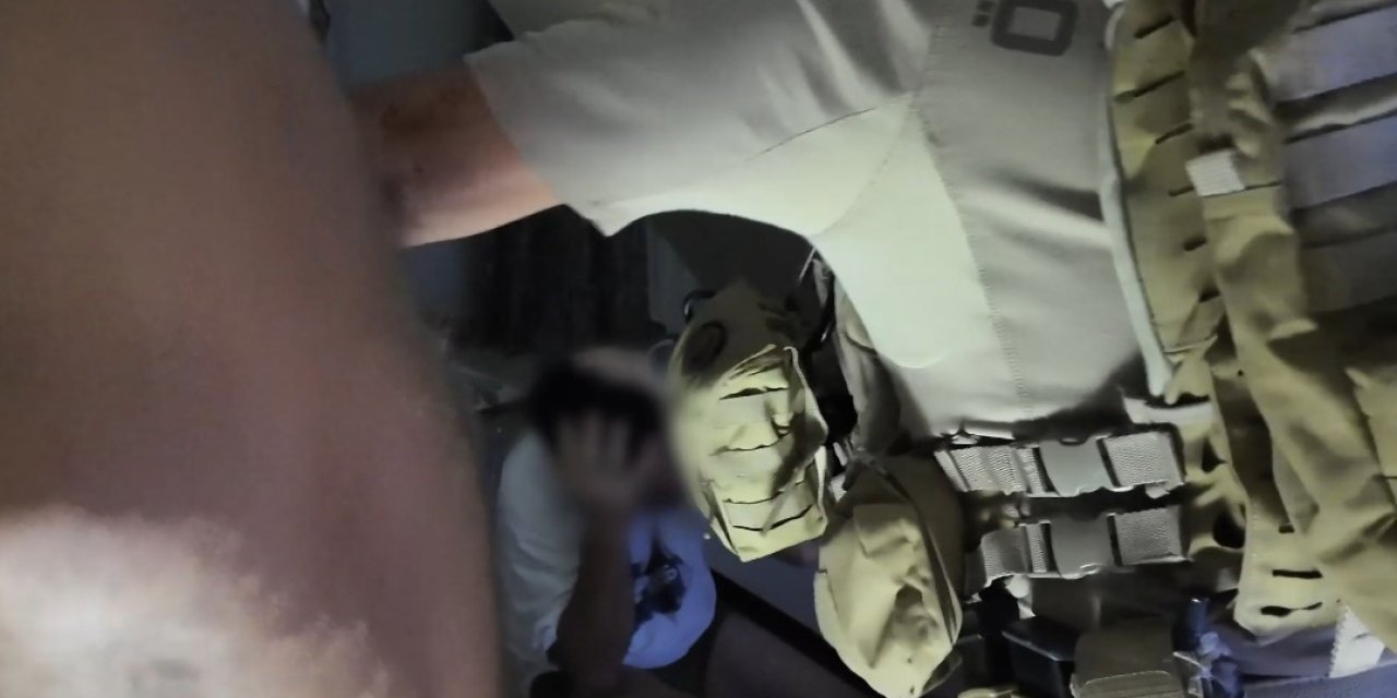 Mersin’de Özel Harekat Destekli Operasyon: Aranan Şahıs Bazadan Çıktı