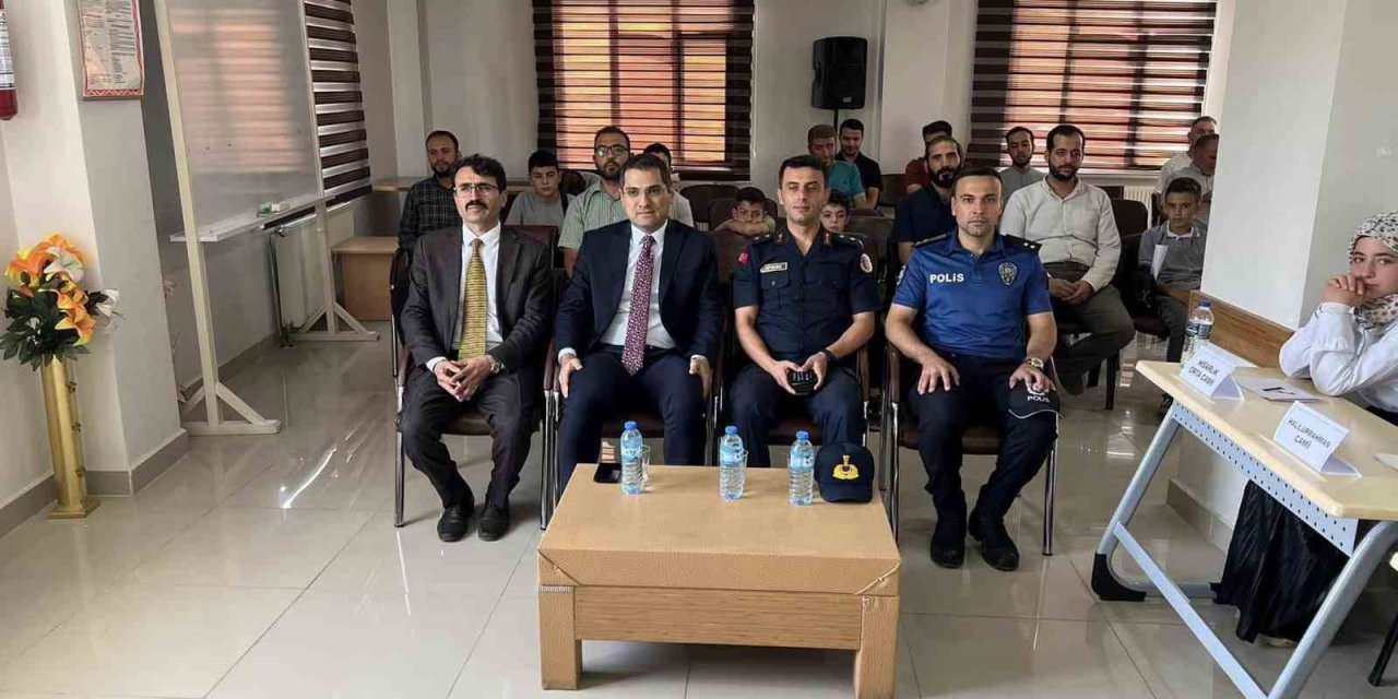 Bozkır’da Kur’an Kursu Öğrencilerine Bilgi Yarışması