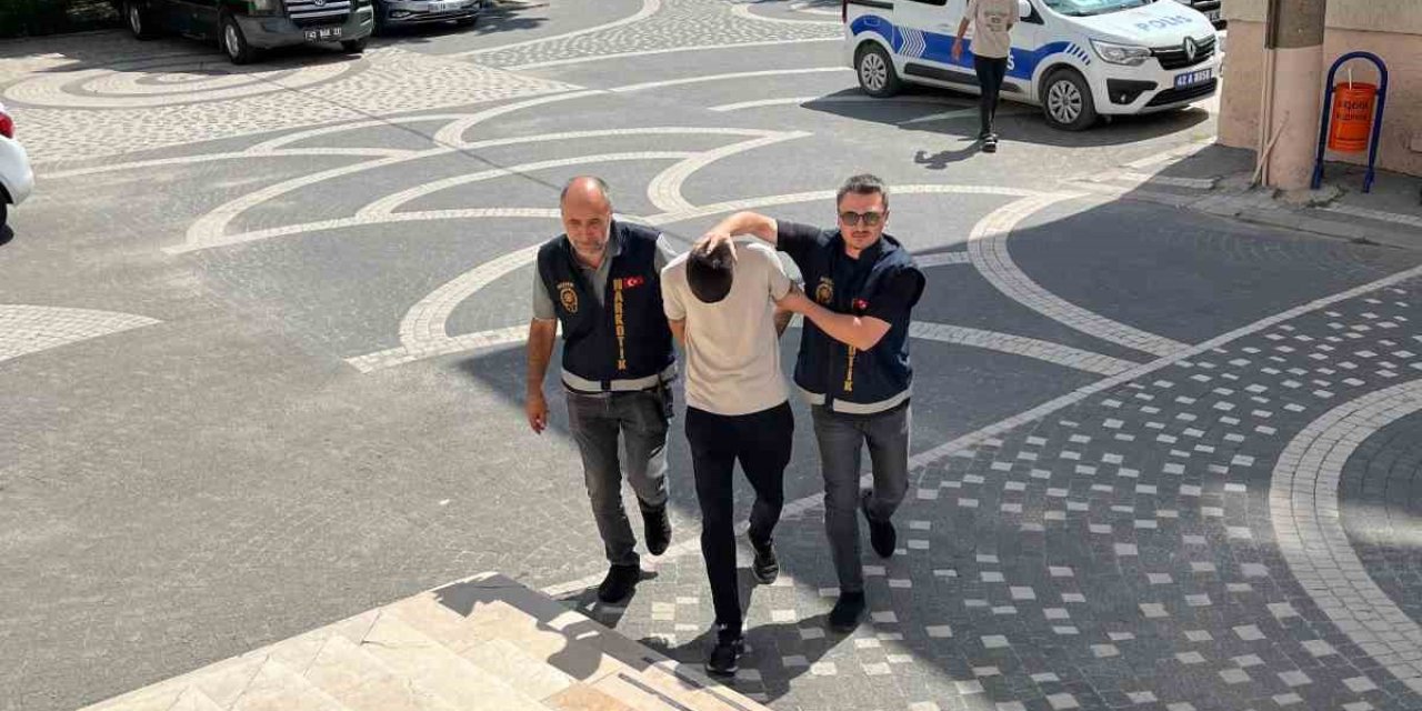 Akşehir’de Uyuşturucu Operasyonu: 3 Gözaltı, 1 Tutuklama