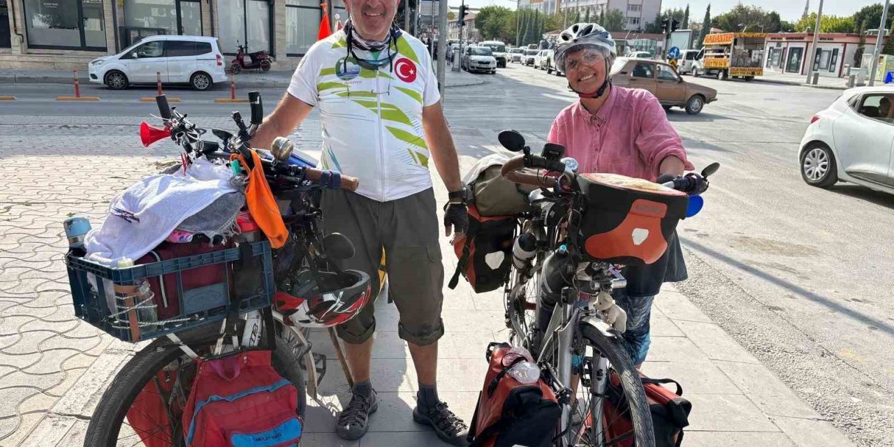 Bisikletle Türkiye Turu Yapan Emekli Çift Karapınar’da