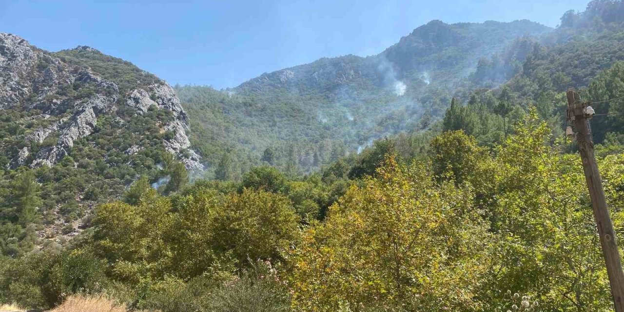 Mersin Anamur’daki Orman Yangını Büyük Ölçüde Kontrol Altına Alındı