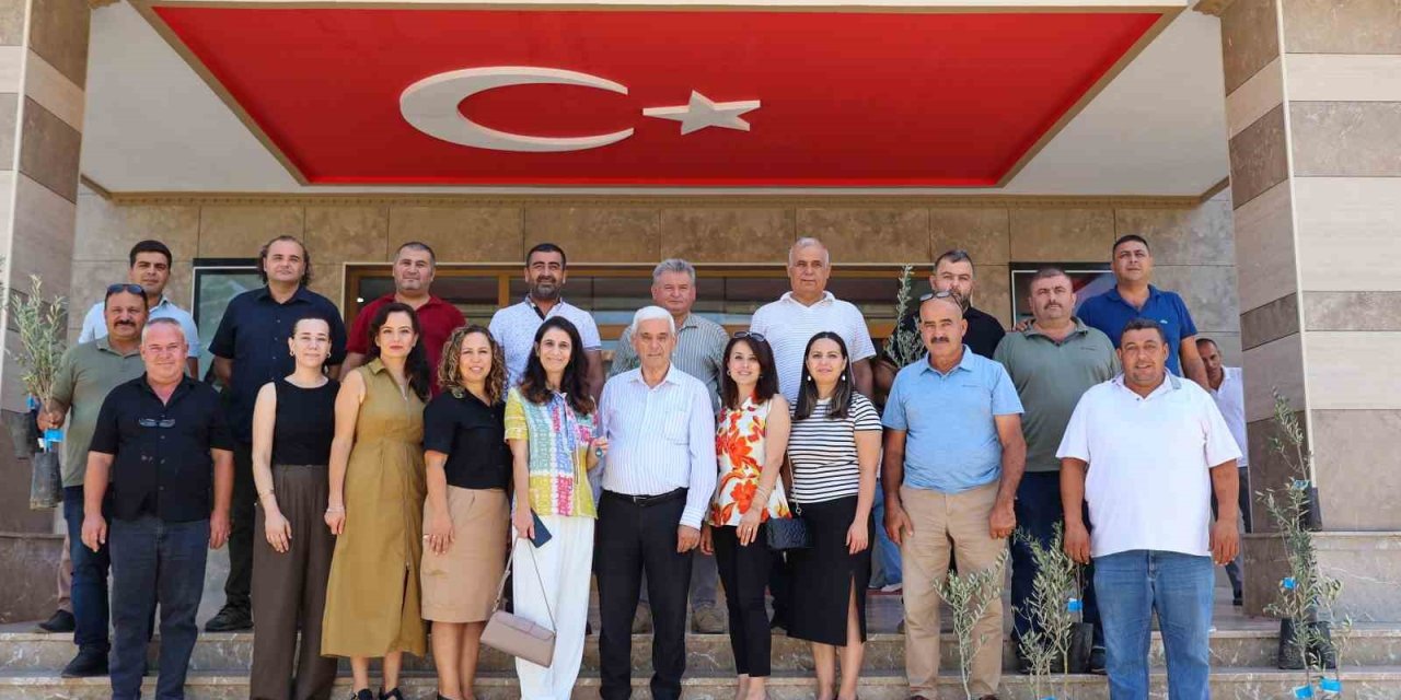 Aksulu Üreticilere Çiftçi Kart Çipleri Teslim Edildi