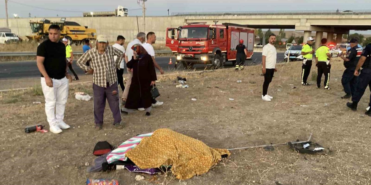 Aksaray’da Gurbetçi Ailenin Kazasında Ölü Sayısı 3’e Yükseldi