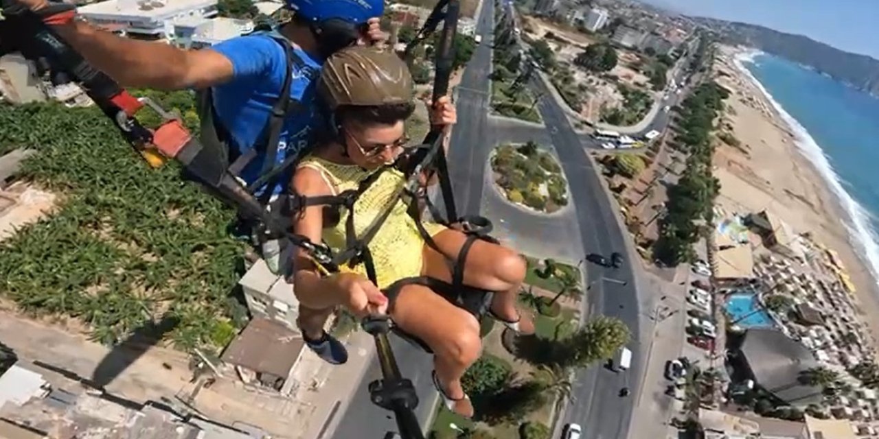 Trafik Kazası Yamaç Paraşütü Kamerasında