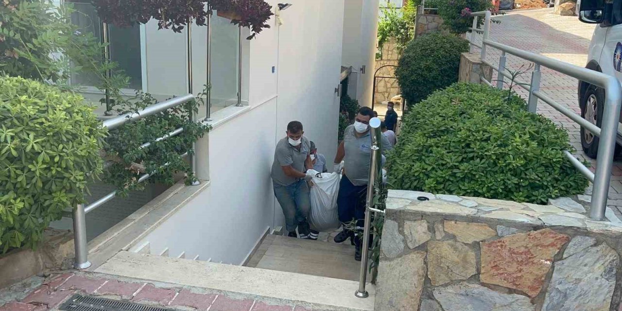 Belçika Vatandaşı Alanya’daki Evinde Ölü Olarak Bulundu