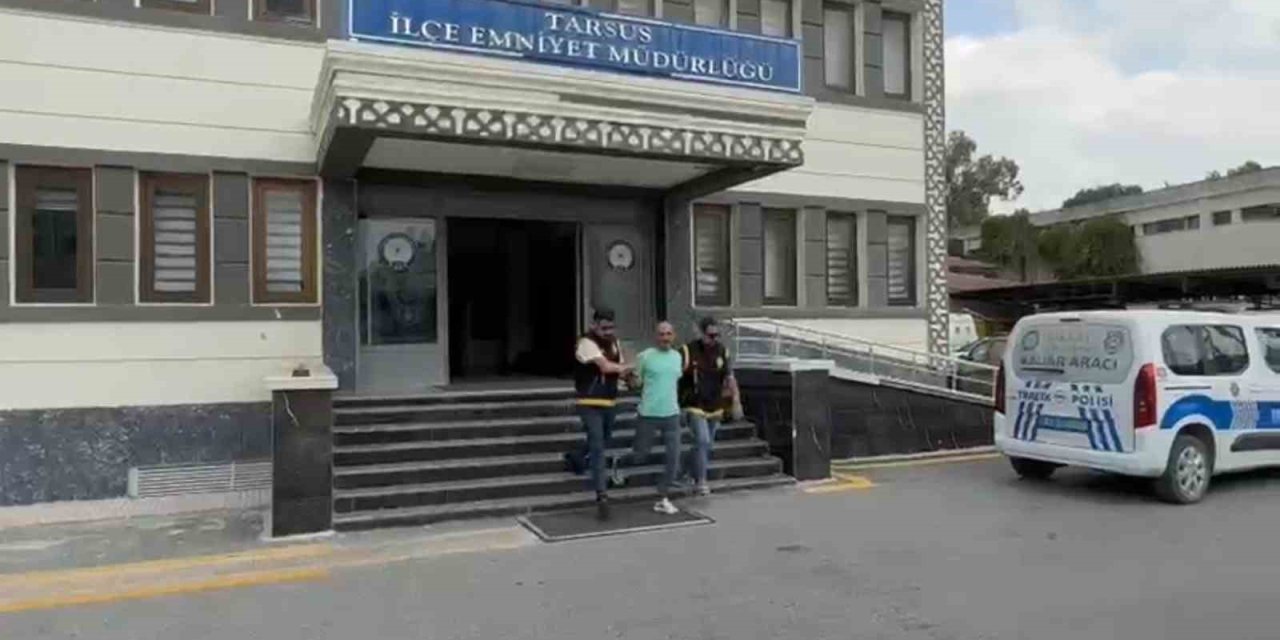 Uyuşturucudan 30 Yıla Yakın Ceza Alan Şahıs Kovalamacayla Yakalandı