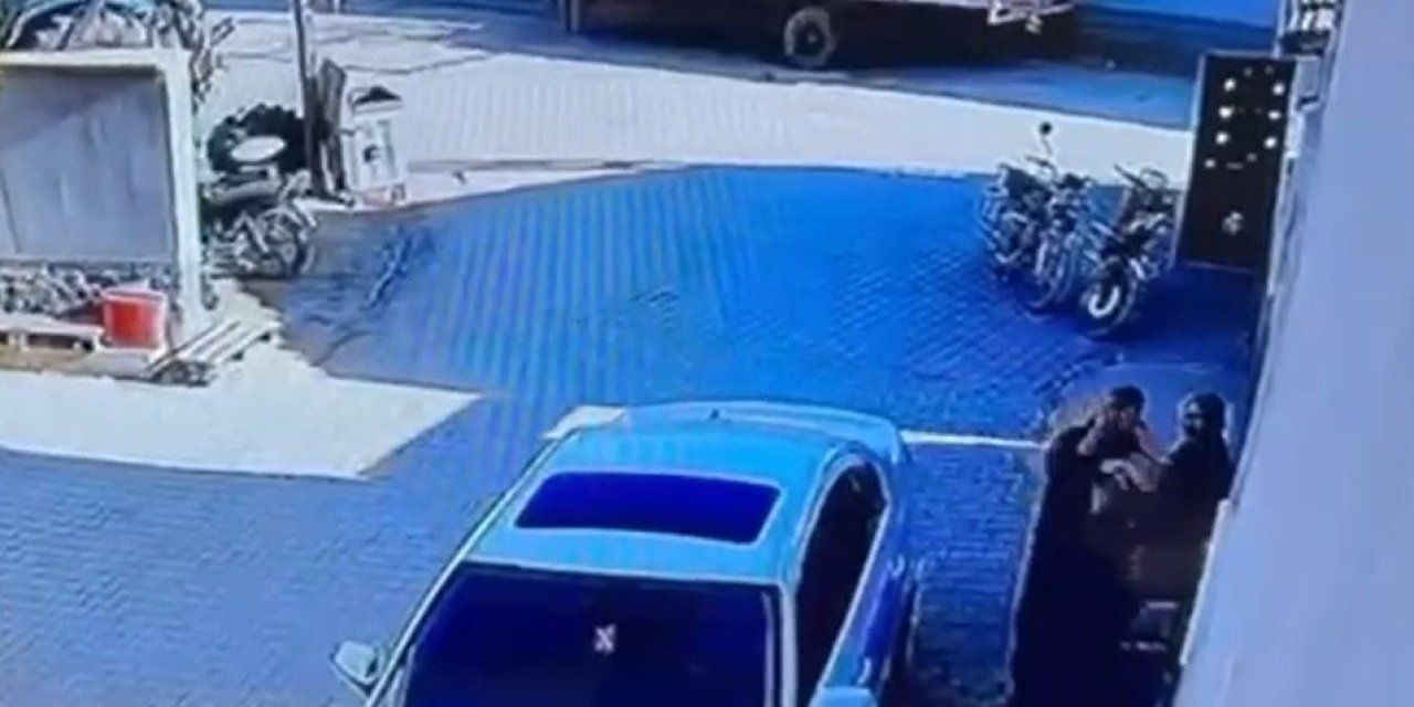 Kadınların Saç Baş Sokak Kavgası Kamerada