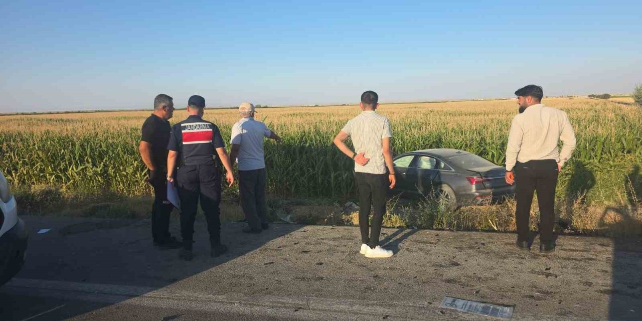 Aksaray’da Kazada İki Otomobil Mısır Tarlasına Savruldu: 7 Yaralı