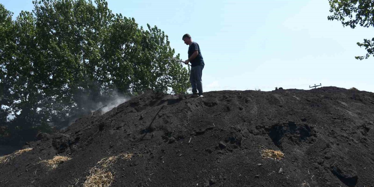 Sıcak Havada Kömür Üretimi Mesaisi