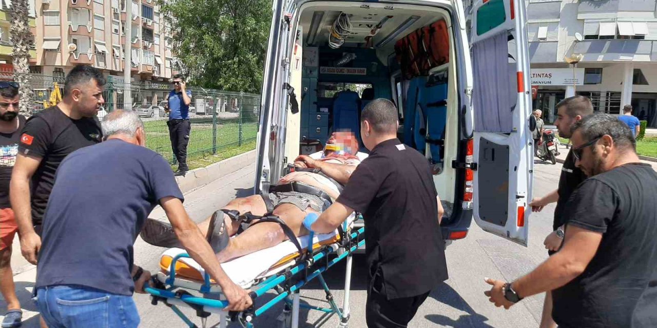 Kumluca’da Otomobil İle Motosiklet Çarpıştı: 1 Yaralı