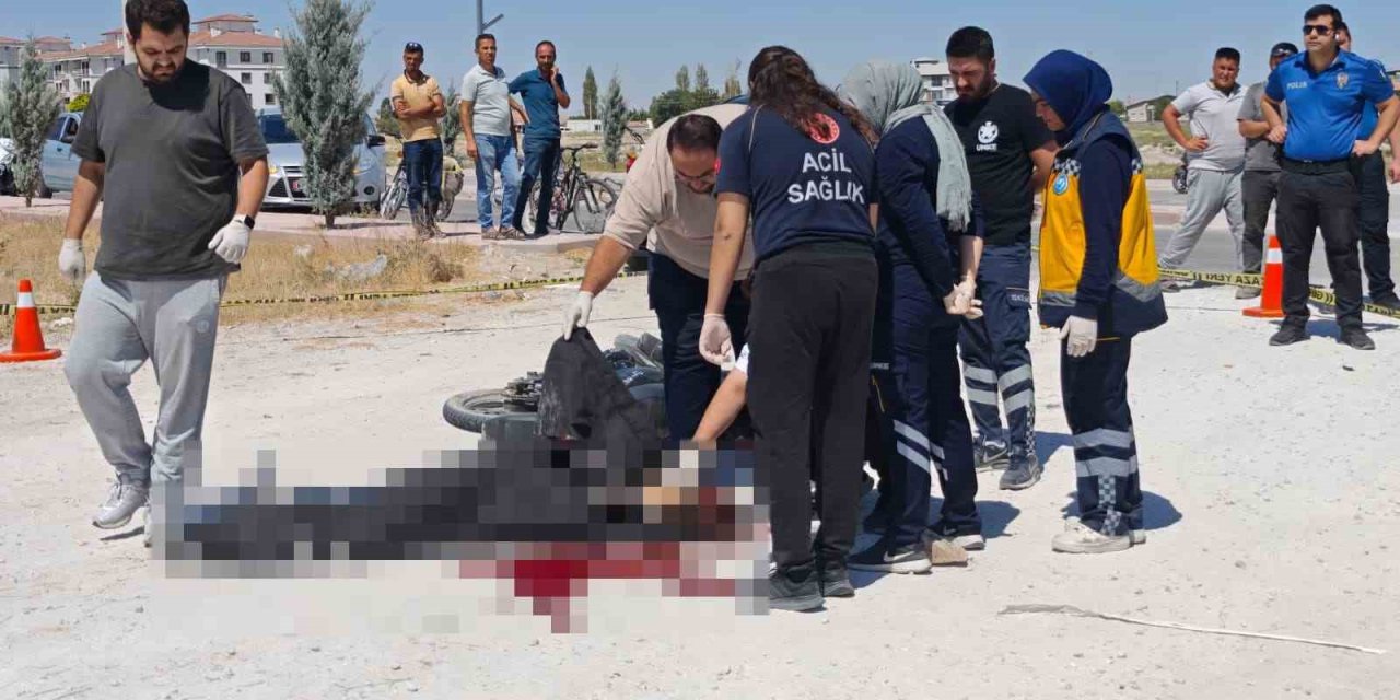 Aksaray’da Tır İle Motosiklet Çarpıştı: 1 Ölü