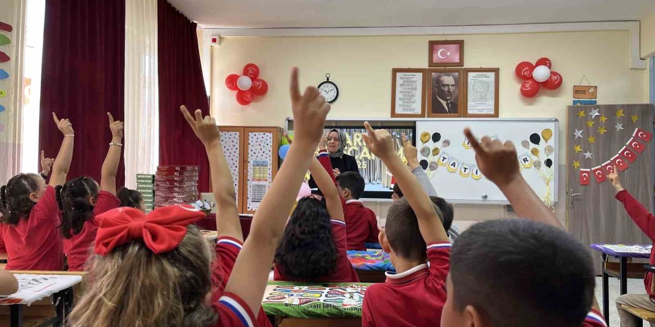 Okula İlk Kez Adım Atacak Çocukların Ailelerine Tavsiye