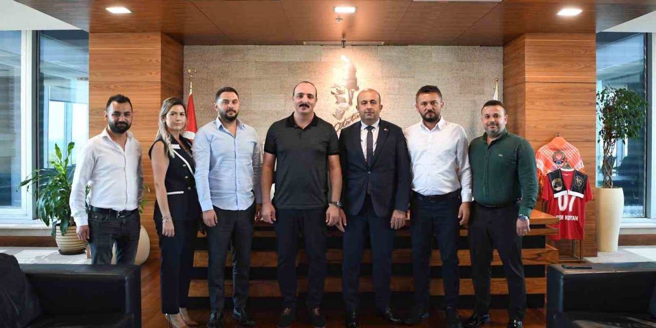 Kotan: "işçilerimizin Emeği Bizim İçin Kıymetli"