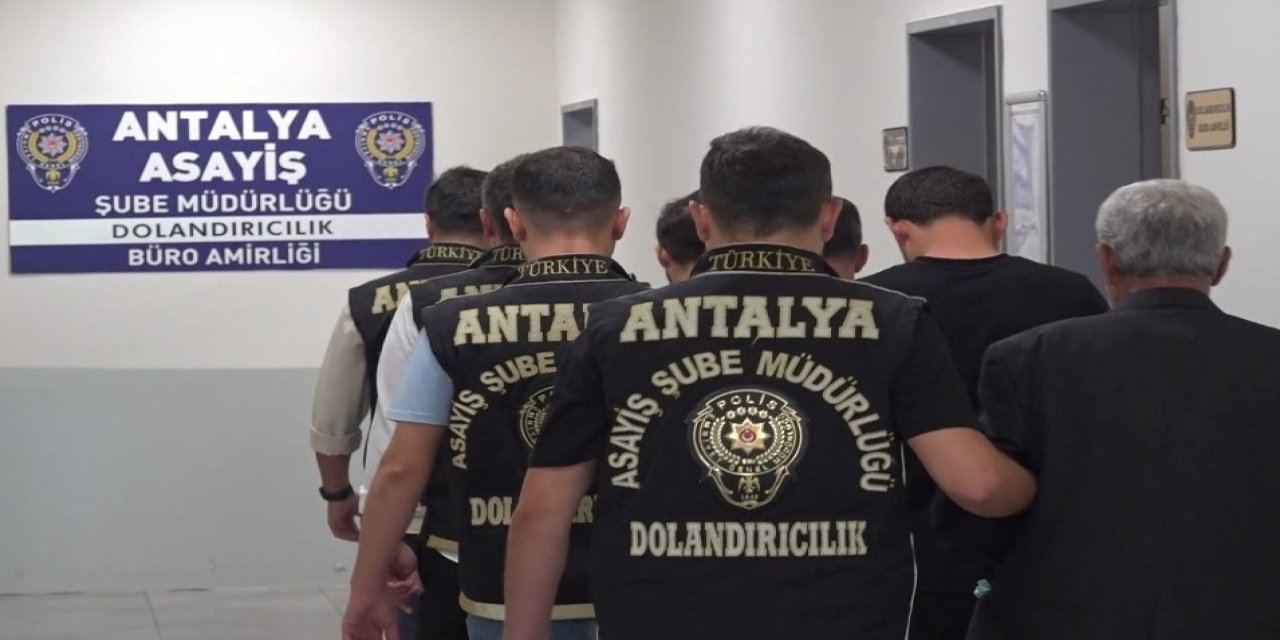 Antalya’da Fetö Yalanıyla 12,5 Milyonluk Altın Dolandırıcılığına 3 Tutuklama