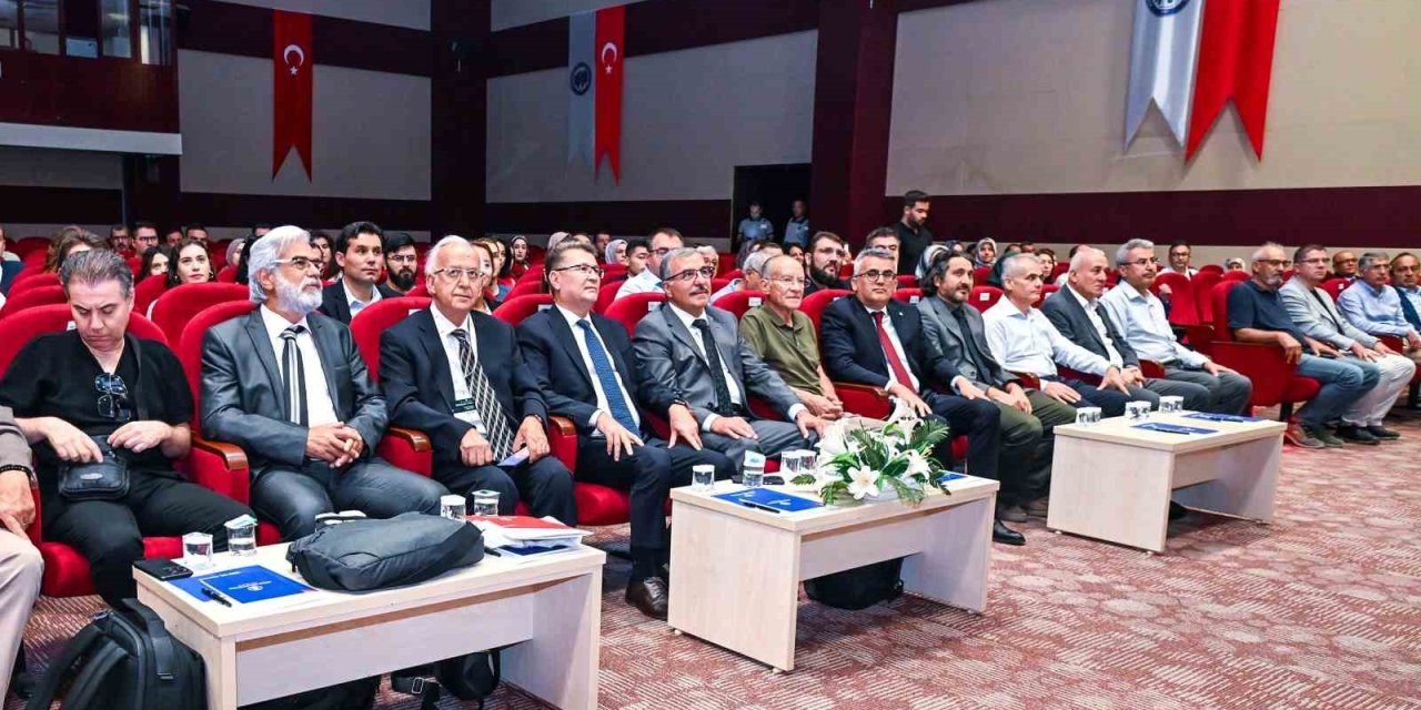 Kmü’de "uluslararası Diksiyon Yaz Okulu" Başladı