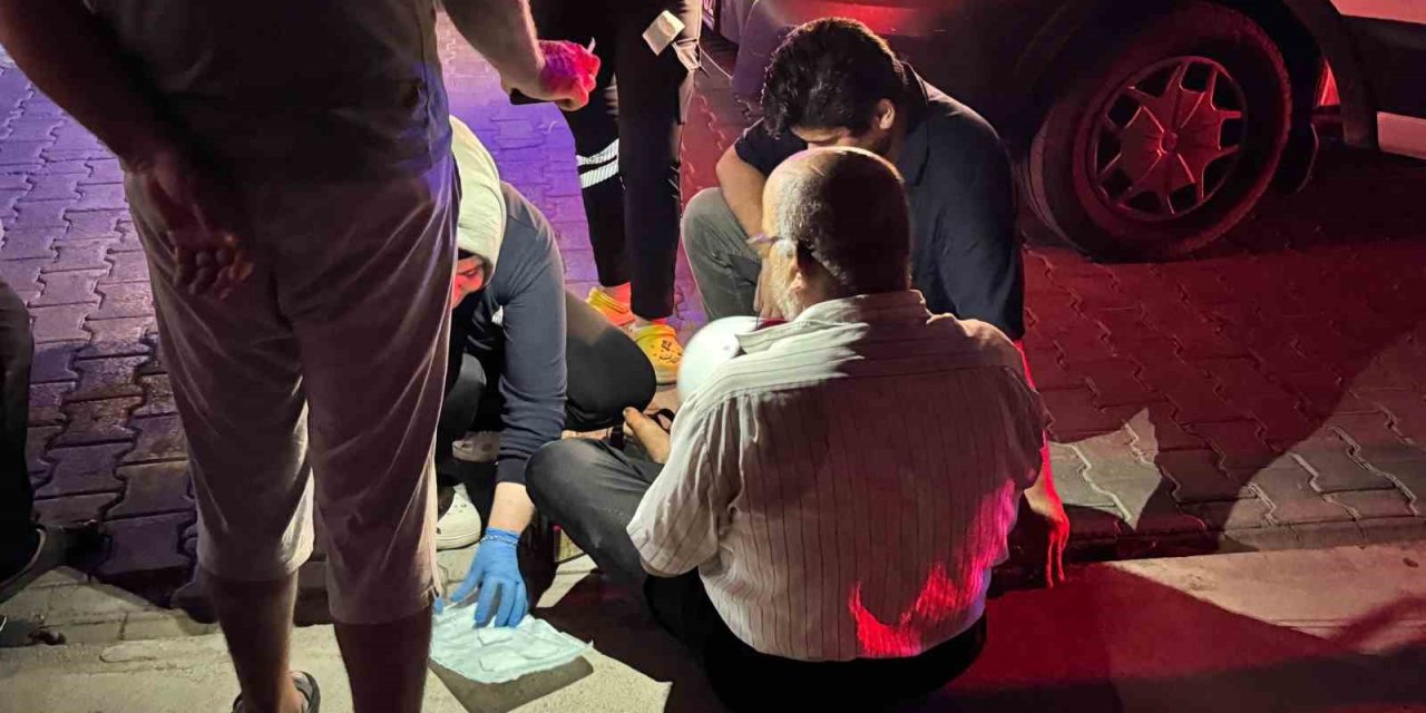 Otomobil İle Çarpışan Motosikletli Yaralandı