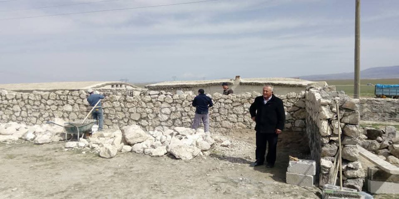 Karapınar’da Bıçaklı Saldırı: 1 Ağır Yaralı