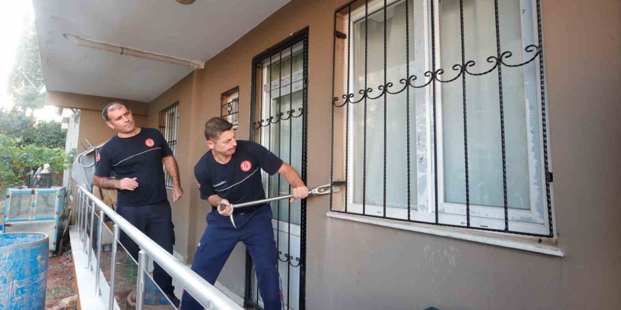 Antalya’da ’apartmana Yeni Taşınan’ Yaşlı Çift Alarmı