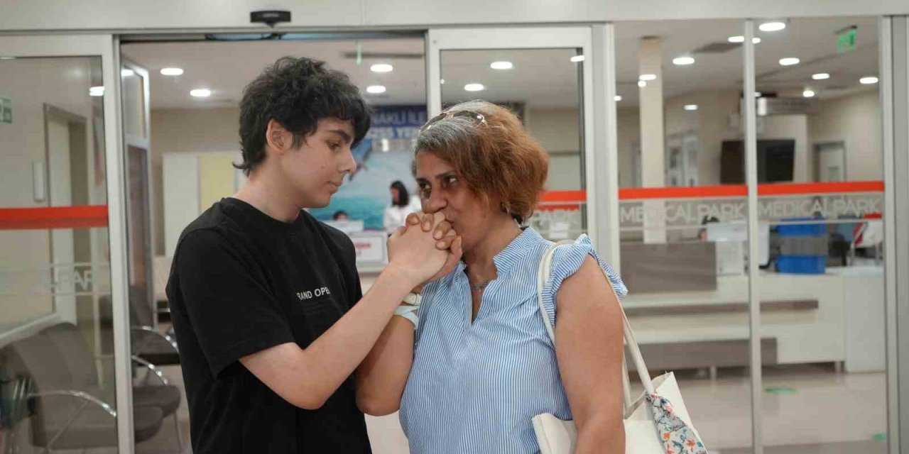 İngiliz Turist Çocuğun Bağışlanan Organı 15 Yaşındaki Türk Çocuğa Hayat Oldu