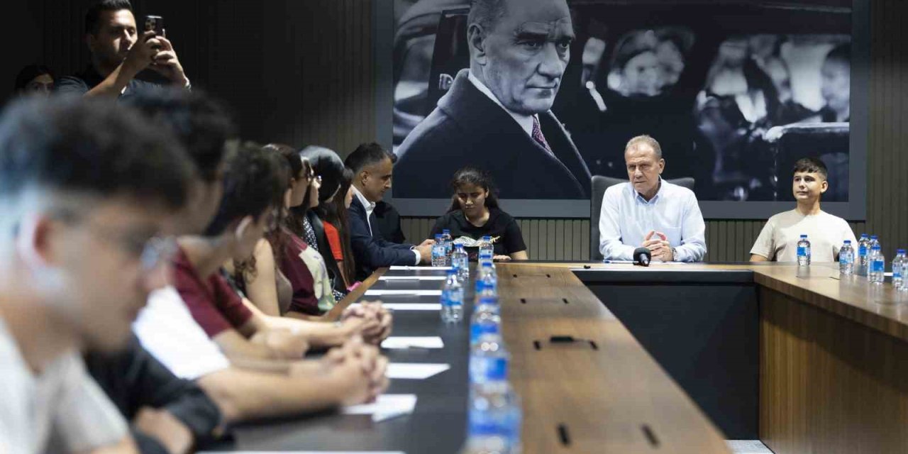 Başkan Seçer: "sizler Mersin’i Markalaştıracak Gençlere Örneksiniz"