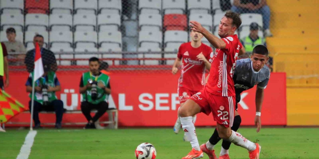 Trendyol Süper Lig: Antalyaspor: 1 - Fatih Karagümrük: 2 (maç Sonucu)