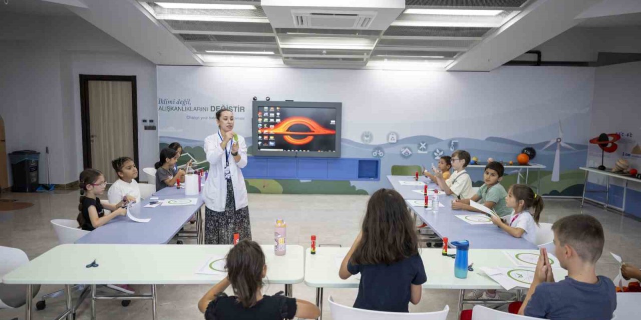 Mersin’de 5 Bin 547 Öğrenci Yaz Tatilini Bilimle Geçirdi
