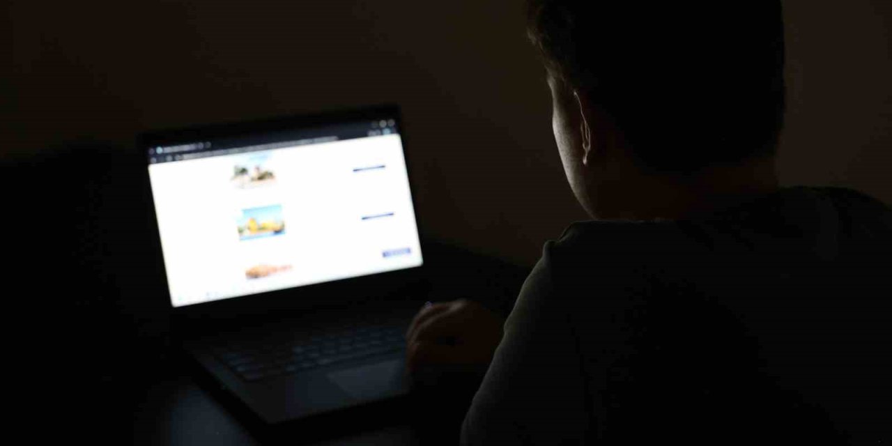 Burs Dolandırıcıları E-devlet’i Bile Taklit Ediyor