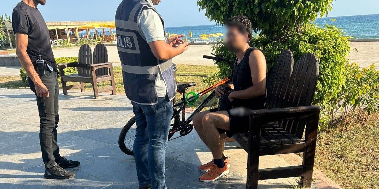 Antalya’da Eş Zamanlı Denetimlerde Binlerce Kişi Sorgulandı