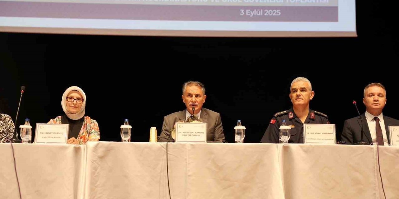 Mersin’de Eğitim Koordinasyonu Ve Okul Güvenliği Toplantısı Yapıldı