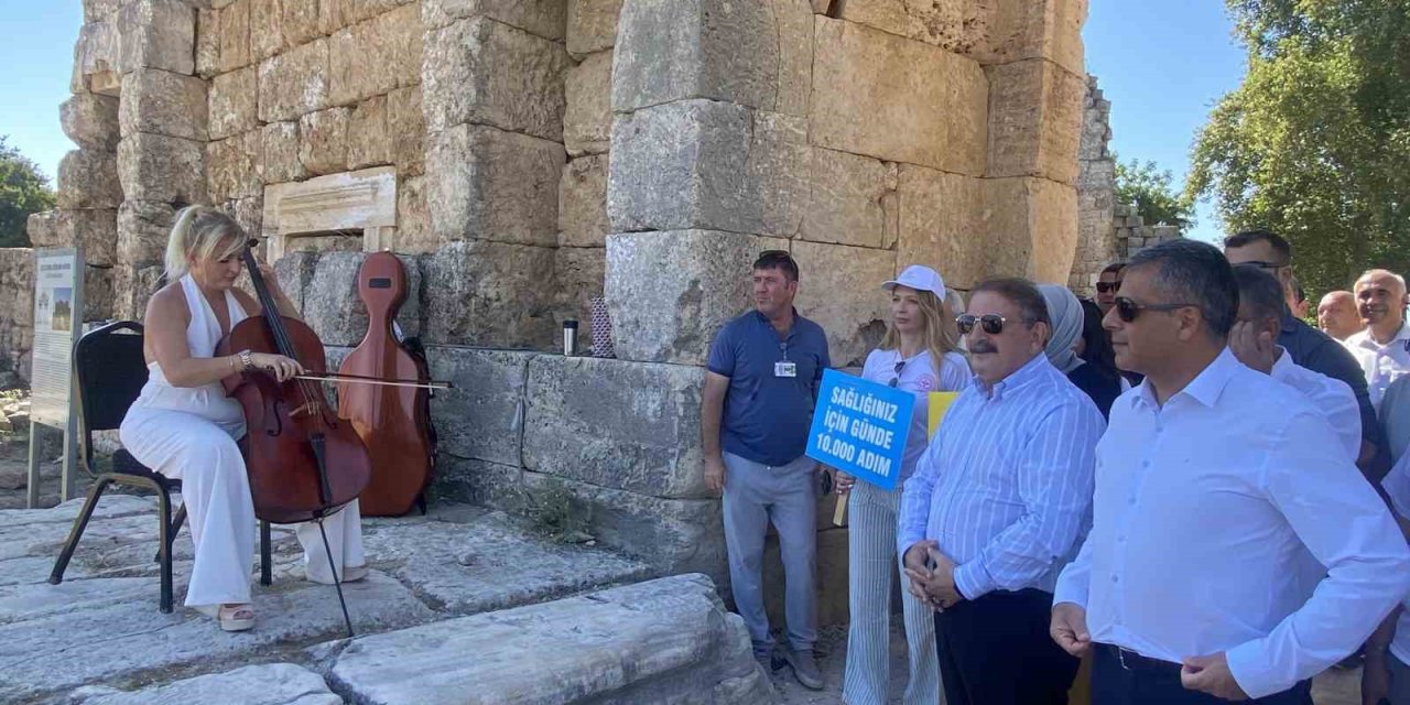 Perge’de Sağlık İçin Yürüdüler