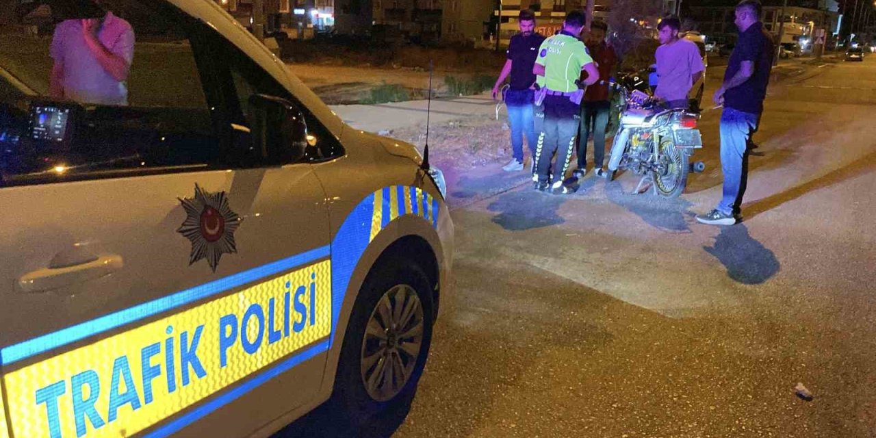 Kazaya Karışan Plakasız Motosiklet Trafikten Men Edildi