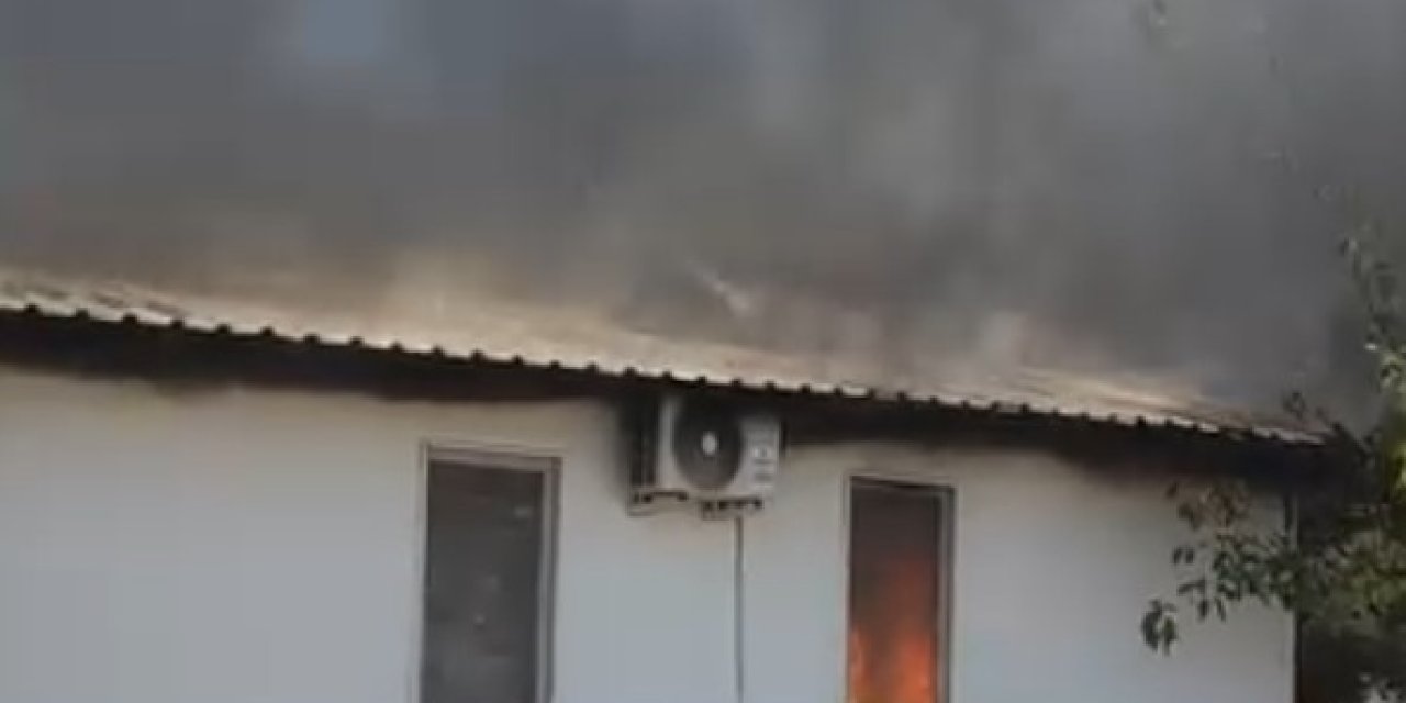 Kumluca’da Yaşlı Kadının Yalnız Yaşadığı Ev Yandı