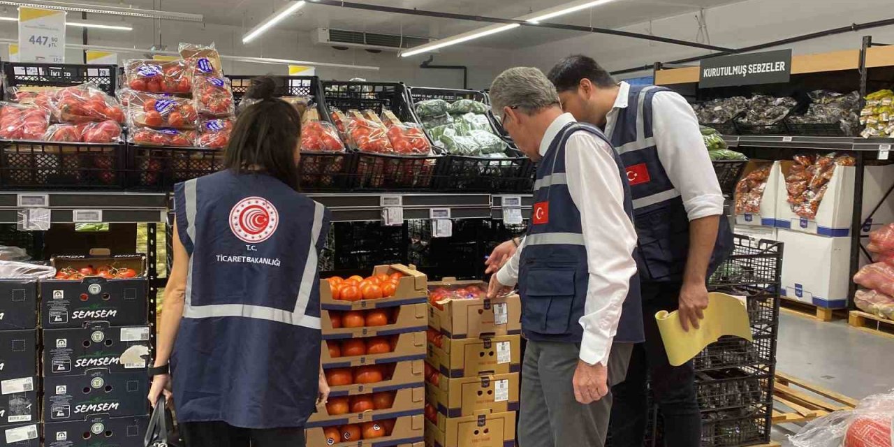 Mersin’de Marketler Denetleniyor