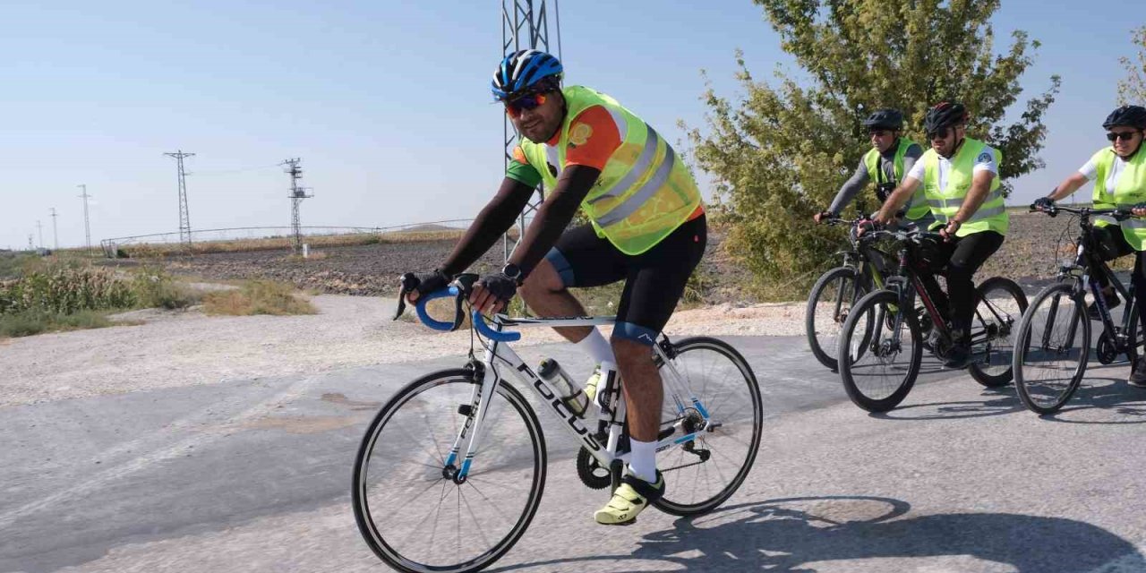 Başkan Altay Tarihi Mekanlardaki Turlara Katılan Bisiklet Severlere Teşekkür Etti