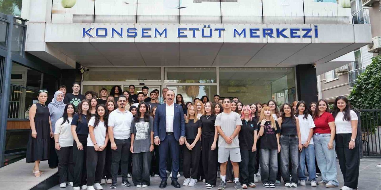 Başkan Kotan, Etüt Merkezinde Gençlerle Buluştu
