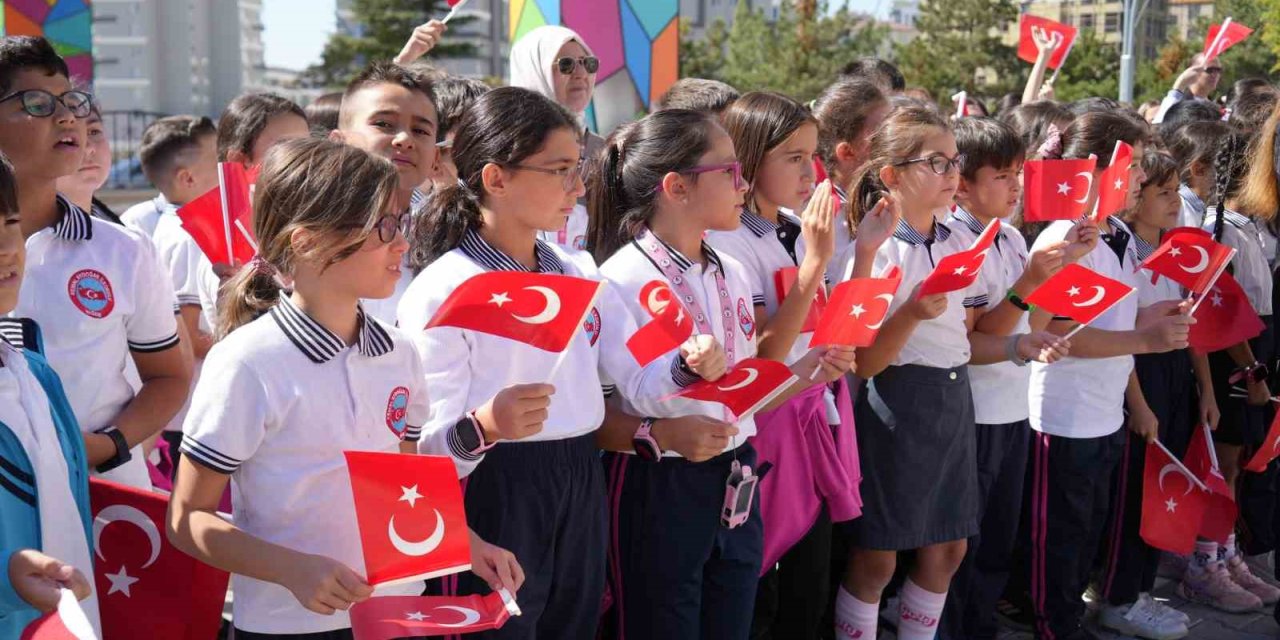 Niğde’de İlköğretim Haftası Kutlandı