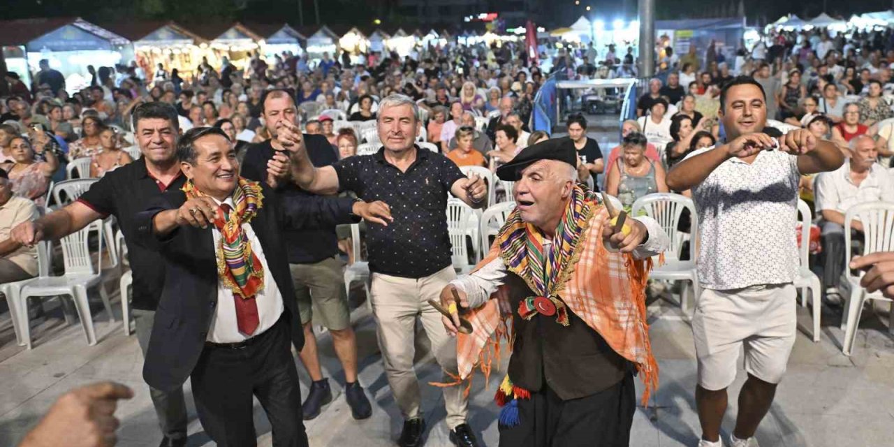 Akdeniz Gecesi’nde Yörükler Kültürlerini Yaşattı