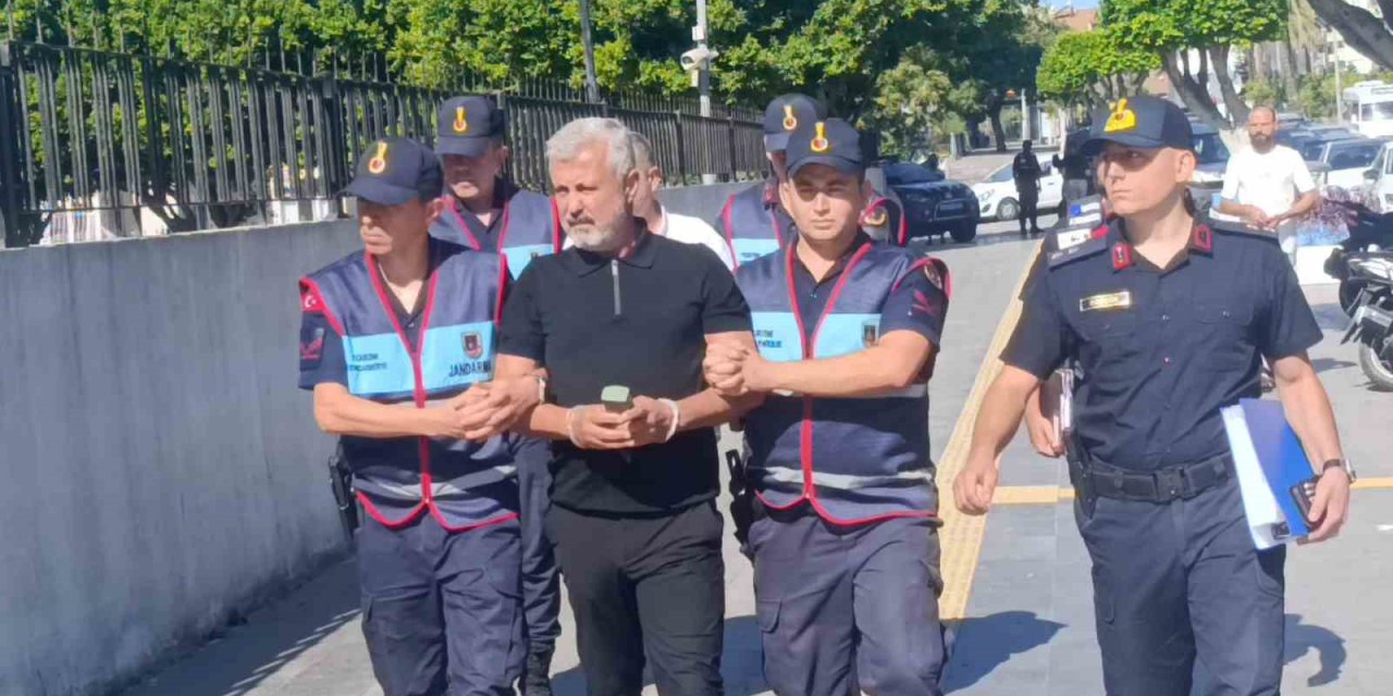 Gözaltına Alınan Eski Manavgat Belediye Başkanı Şükrü Sözen Adliyeye Sevk Edildi