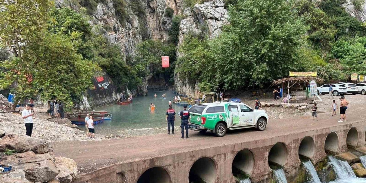 Mersin Jandarmasından Kaçak Avcılık Ve Yangınlara Karşı Sıkı Denetim