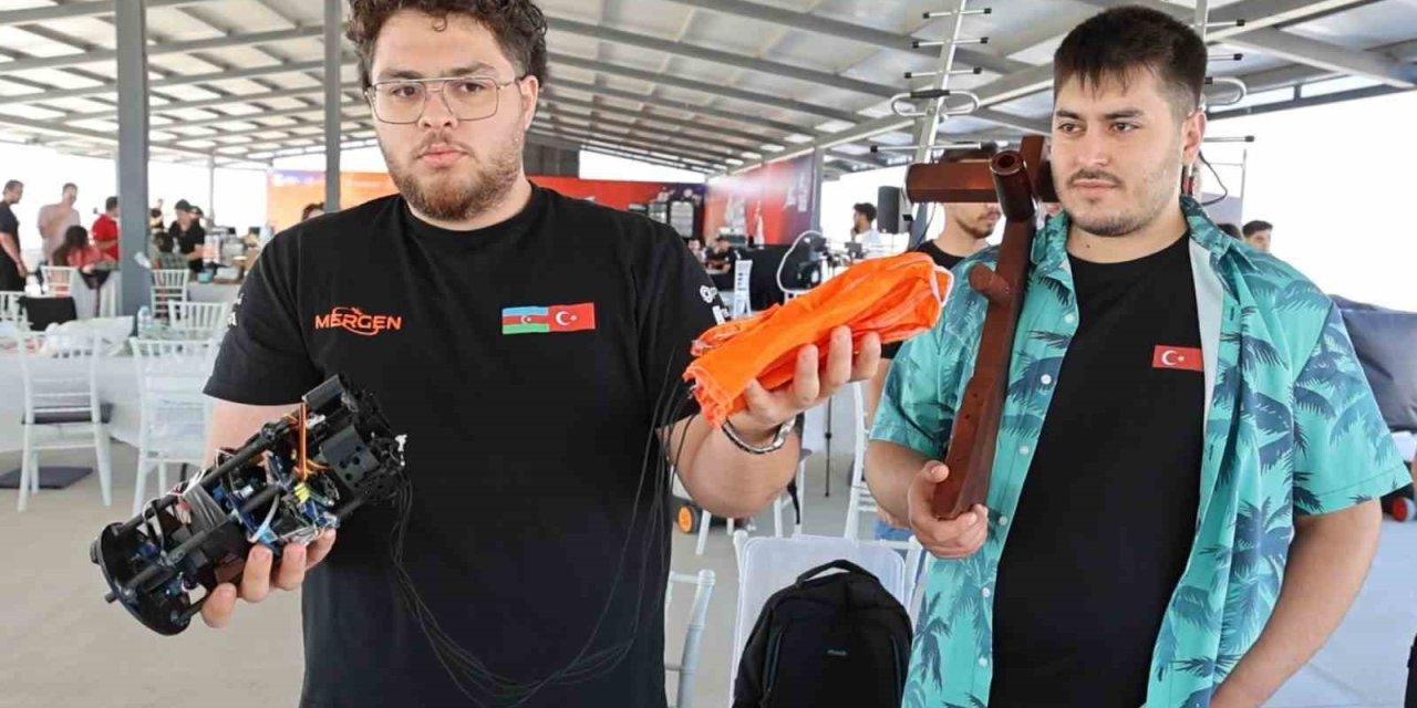 Atalay: "hem Teknolojik Hem De Uydu, Uzay Alanına Gençlerin İlgisini Çekmeyi Hedefliyoruz"