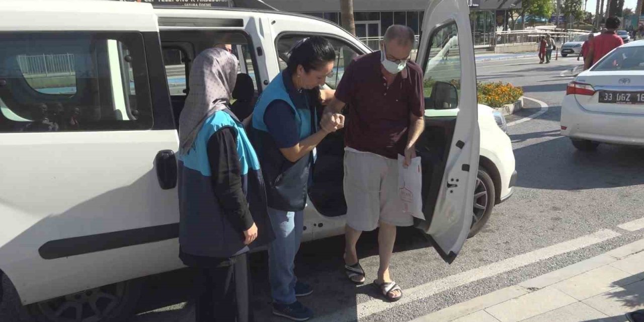 Akdeniz Belediyesinin Onkobüsü Hayatlara Dokunuyor