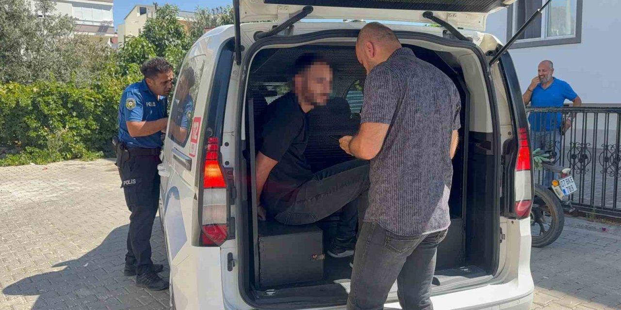 Ailesiyle Yolda Yürüyen Adamı Bacaklarından Vuran Şüpheli Adliyeye Sevk Edildi