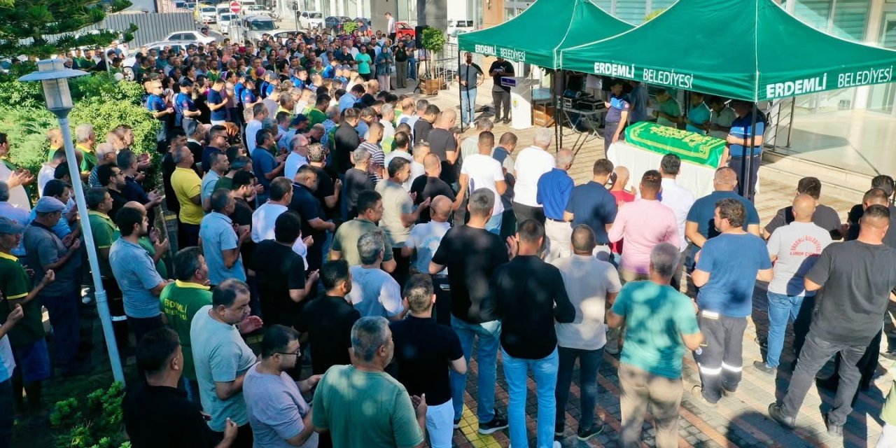 Erdemli Belediyesi’nin Acı Günü: Vefat Eden Personel İçin Tören Düzenlendi