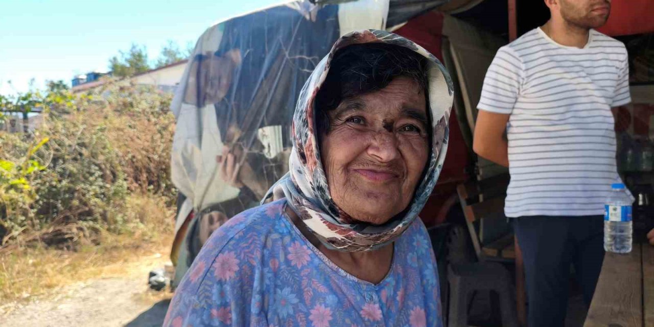 Son Durakta Otobüsten İnmeyen Kadın İçin Şoförler Seferber Oldu