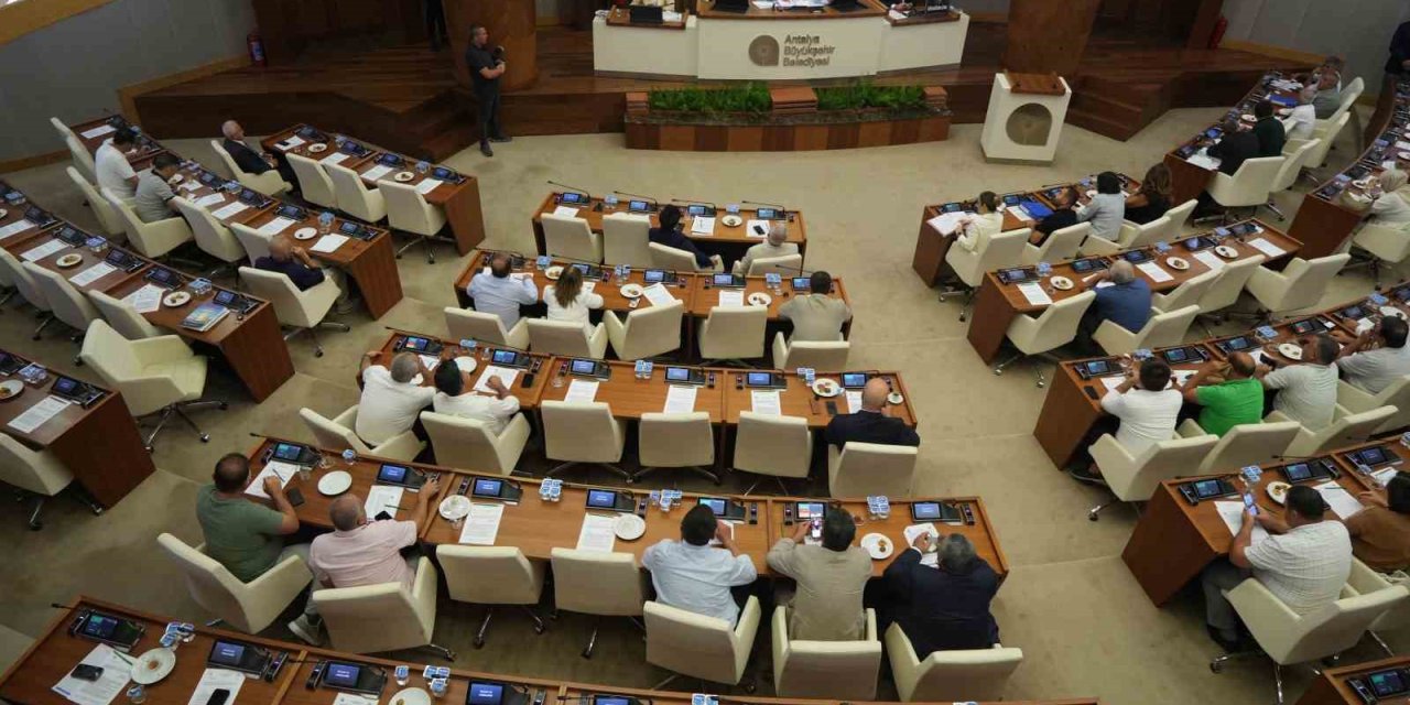 Antalya’da Toplu Taşıma, Okul Servis Ve Kreş Ücretlerine Zam Geldi